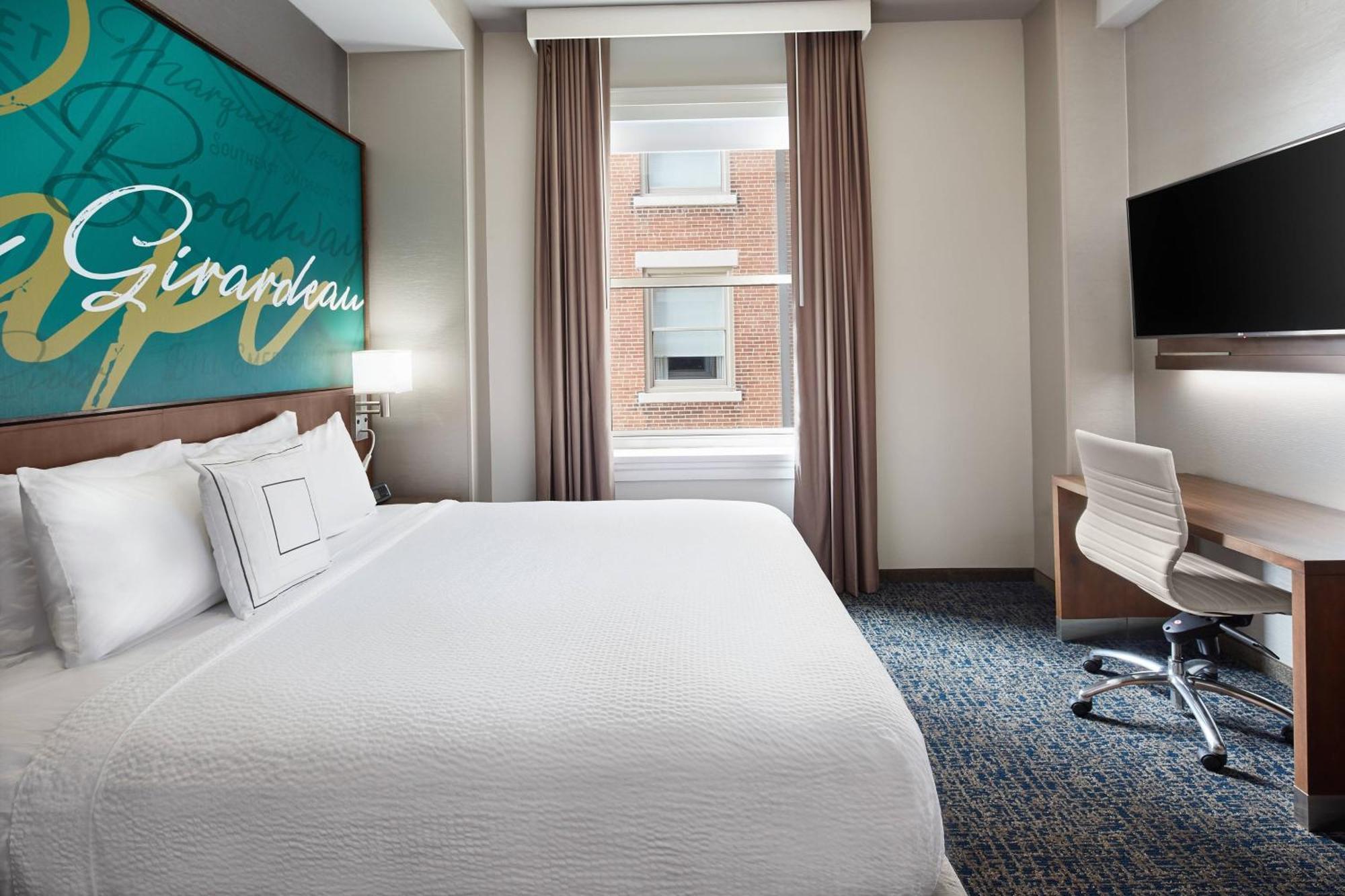 Courtyard By Marriott Cape Girardeau Downtown Hotel Exterior foto